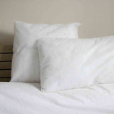 Parure Housse De Couette Jetable Luxe sur un lit